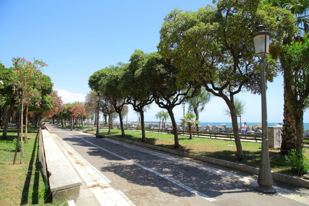 Mare E Luci Salerno